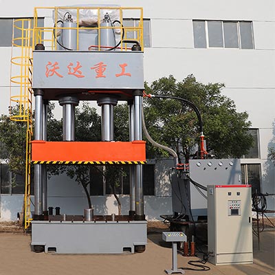 800噸三梁四(sì)柱液壓機_800噸液(yè)壓機