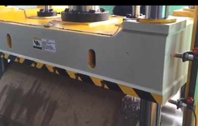 63T增(zēng)速線軸(zhou)包裝塑(sù)料盒子(zǐ)