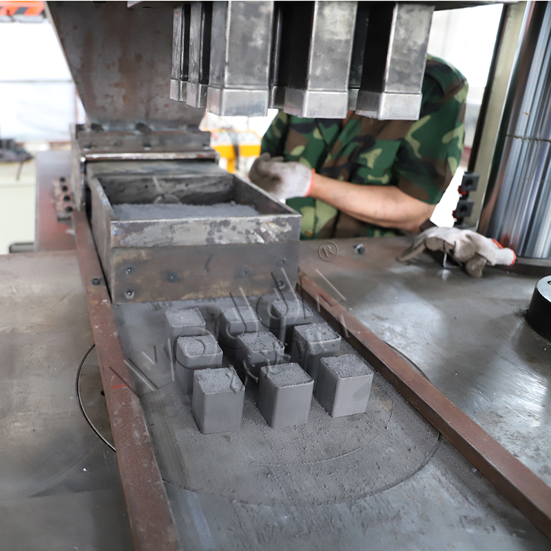 400噸蜂窩活性炭成型液壓機模具