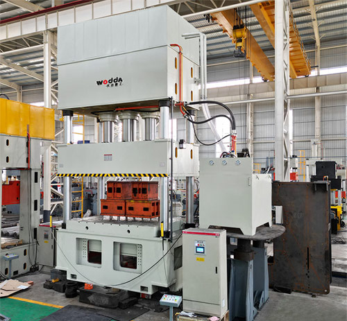 1000噸汽車配(pèi)件拉伸液壓機(ji)