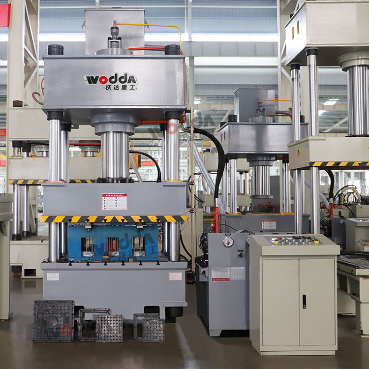 四柱液壓機廠家哪裡有 四柱液壓機廠家哪裡有