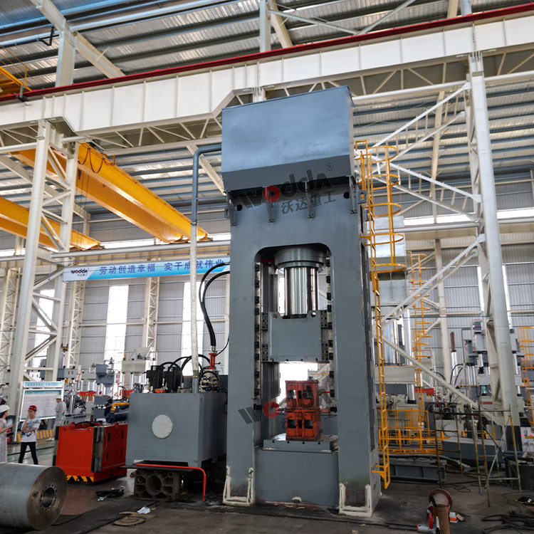 1250噸框架式薄闆拉神液壓機