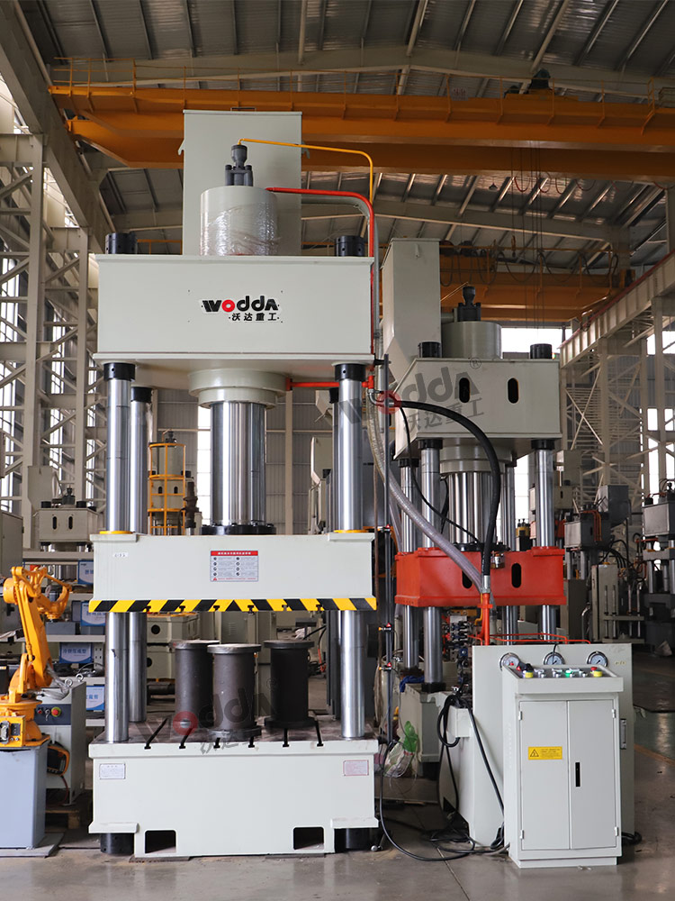 315噸三梁四柱液壓機.jpg 315噸三梁四柱液壓機.jpg