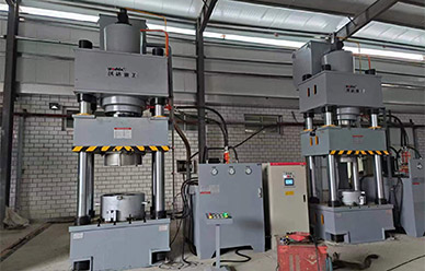 500噸橡塑制品(pin)液壓機