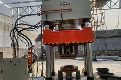 800封頭液壓機(ji)